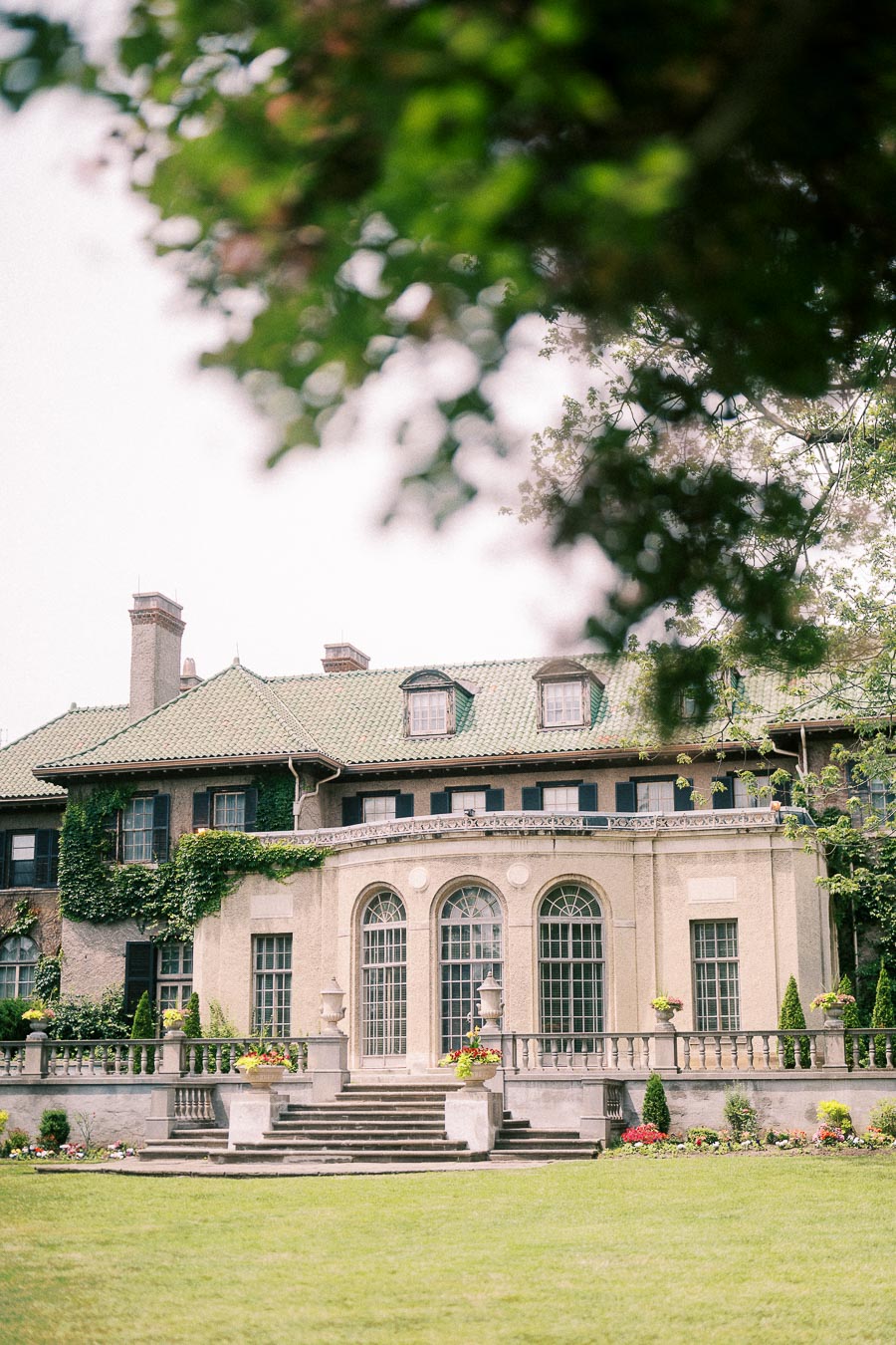 Parkwood Estate Engagement Photoshoot