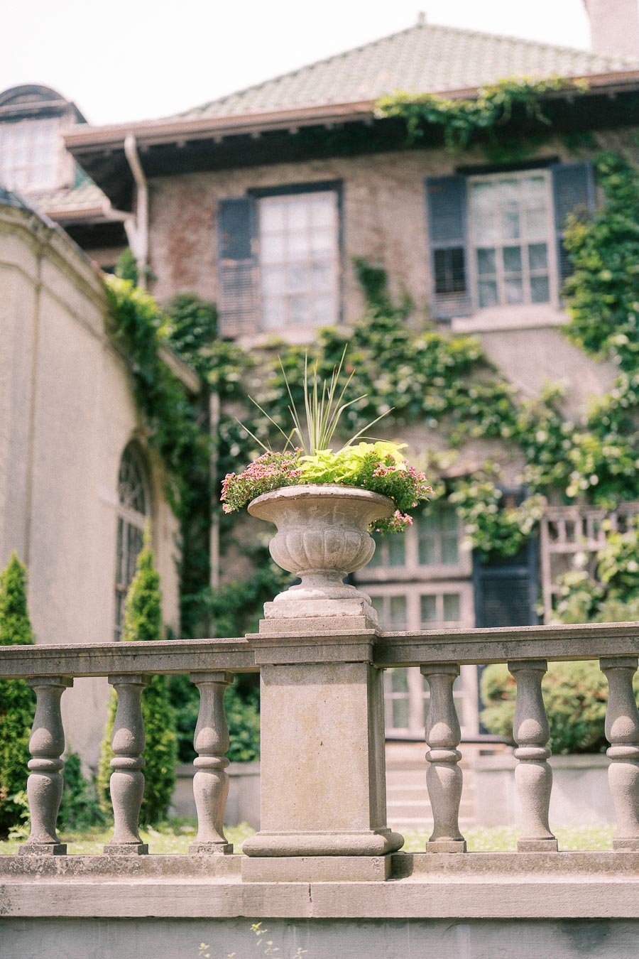 Parkwood Estate Engagement Photoshoot