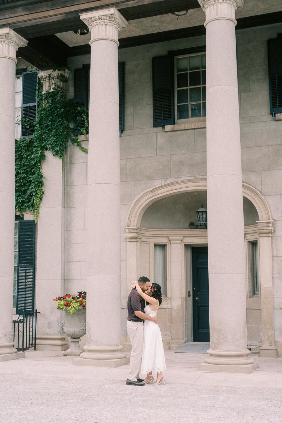 Parkwood Estate Engagement Photoshoot