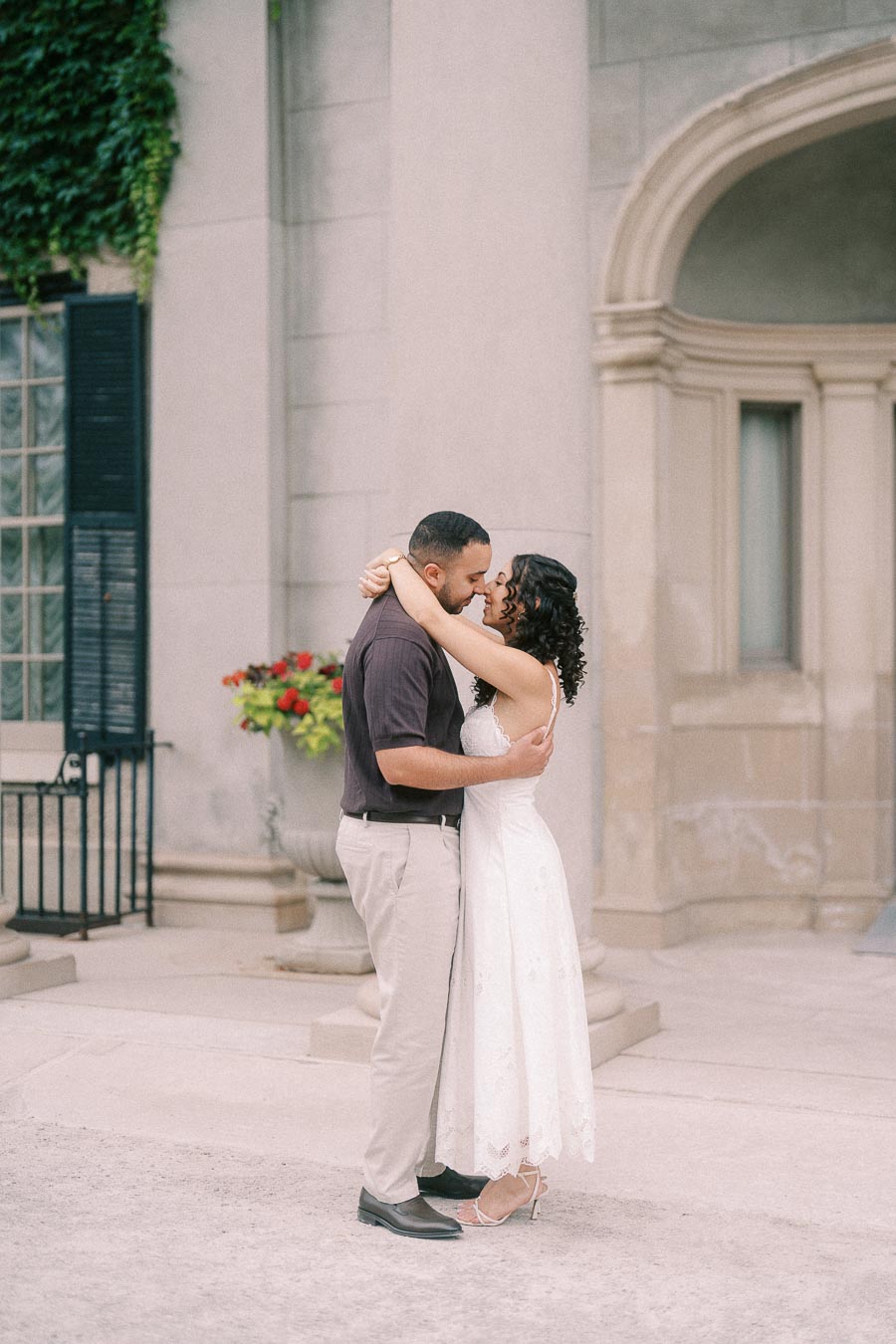 Parkwood Estate Engagement Photoshoot
