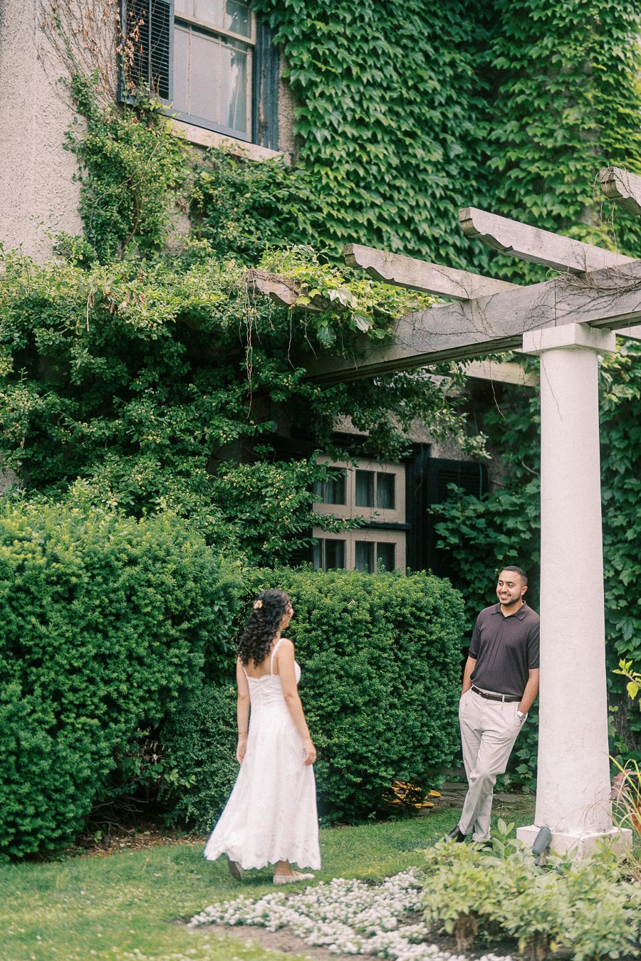 Parkwood Estate Engagement Photoshoot