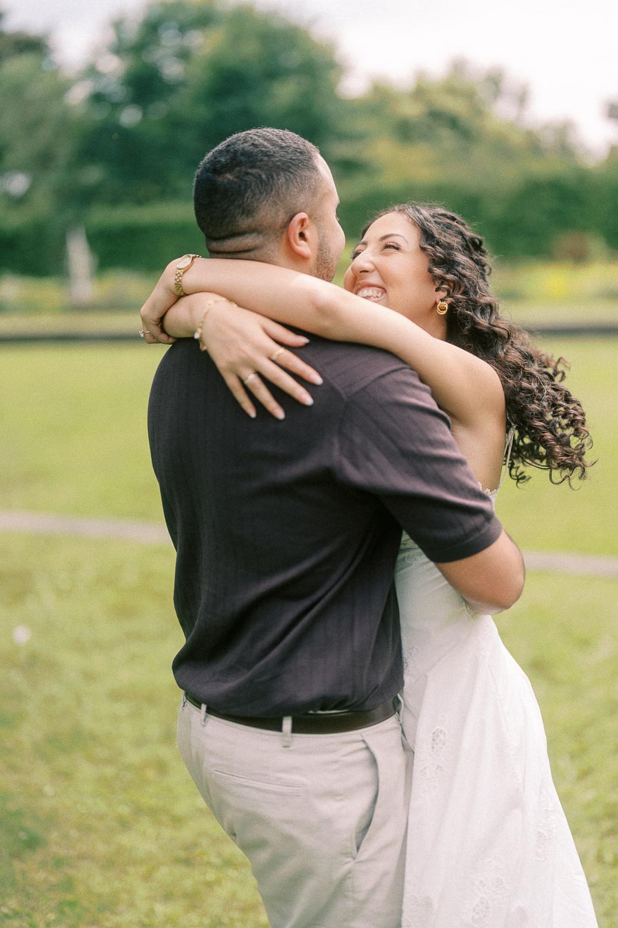 Parkwood Estate Engagement Photoshoot