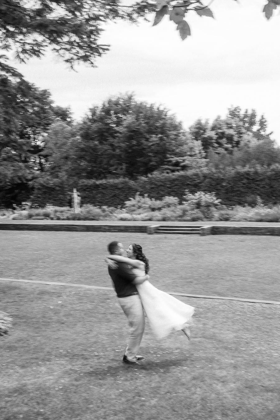 Parkwood Estate Engagement Photoshoot