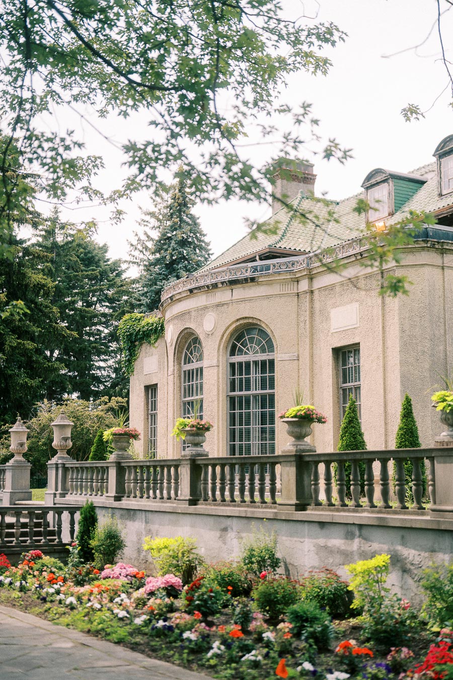 Parkwood Estate Engagement Photoshoot