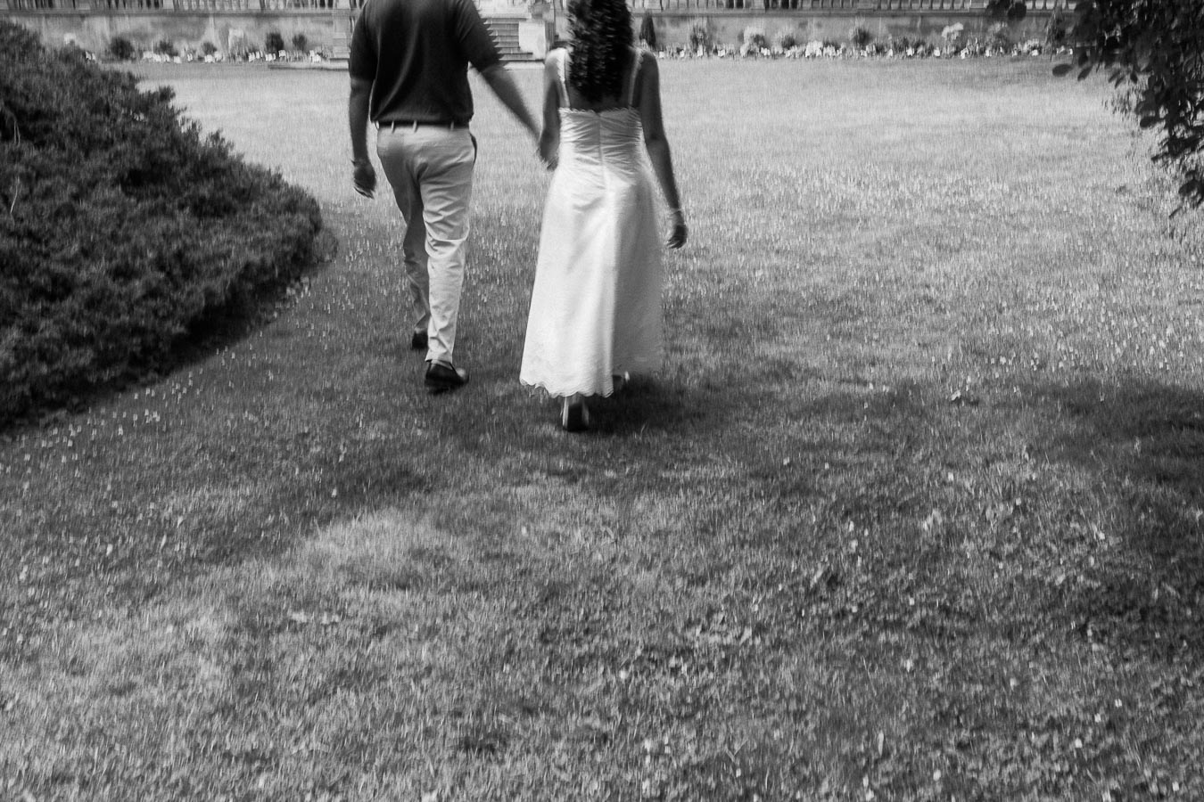 Parkwood Estate Engagement Photoshoot
