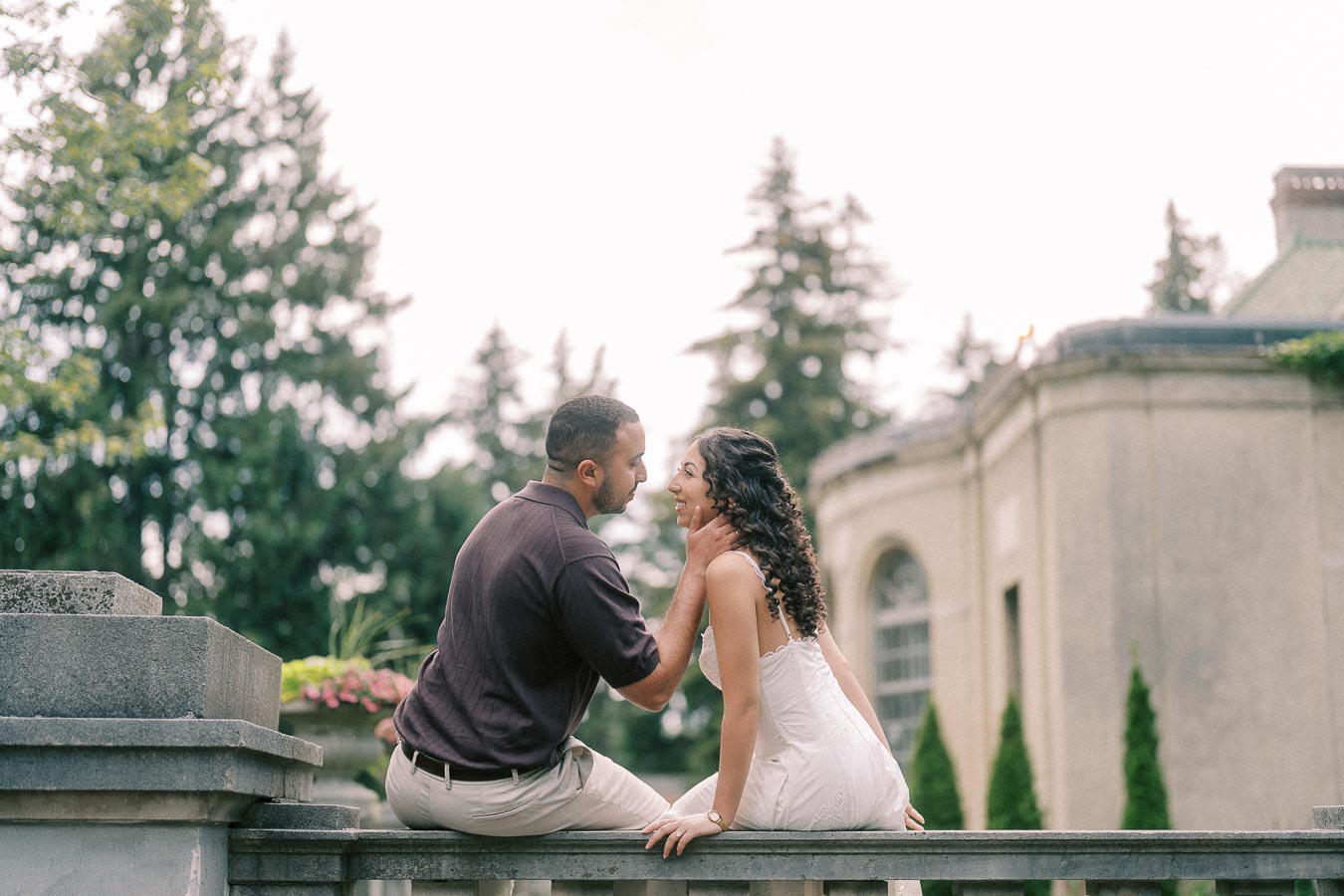 Parkwood Estate Engagement Photoshoot