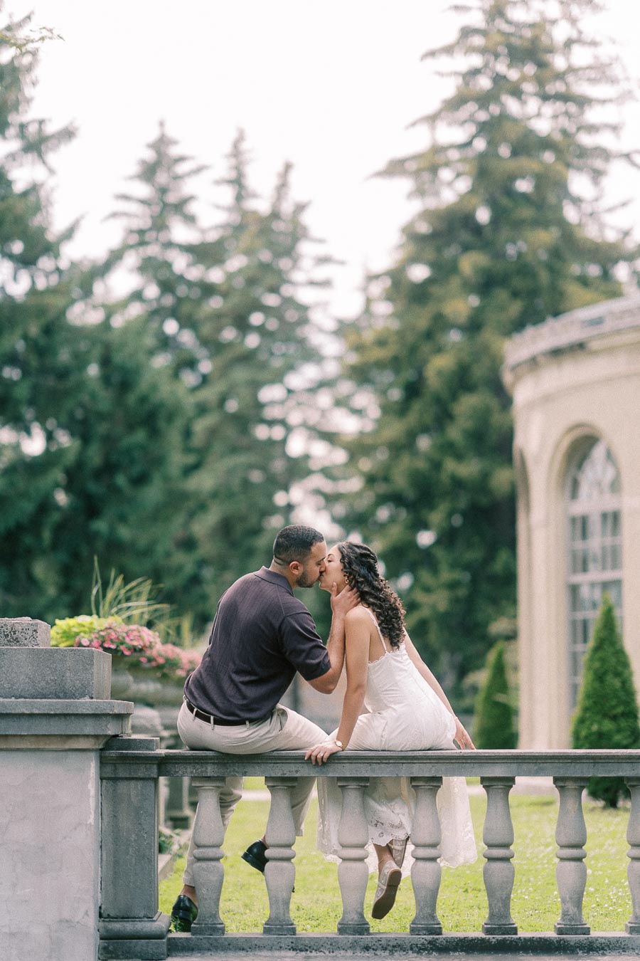 Parkwood Estate Engagement Photoshoot