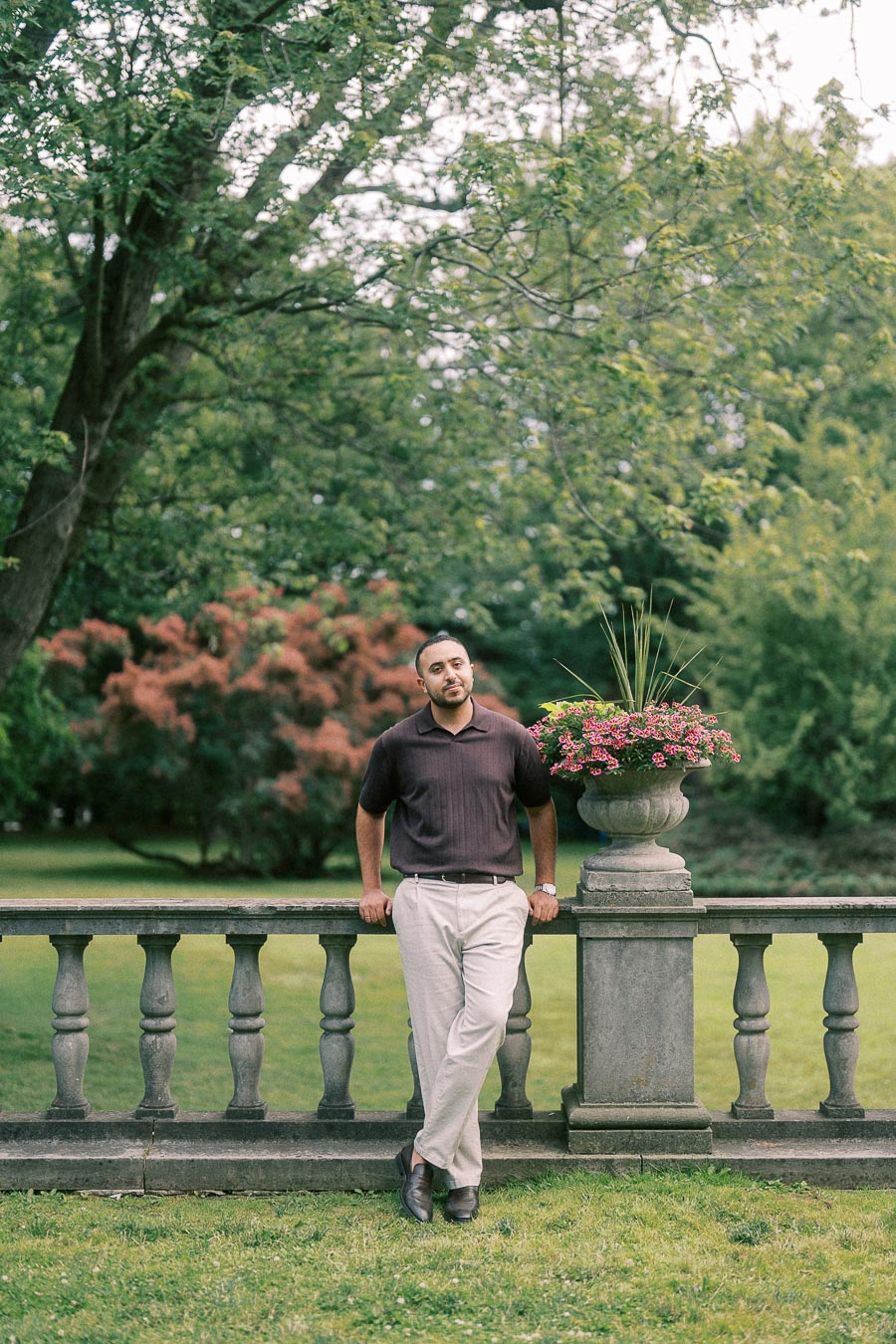 Parkwood Estate Engagement Photoshoot