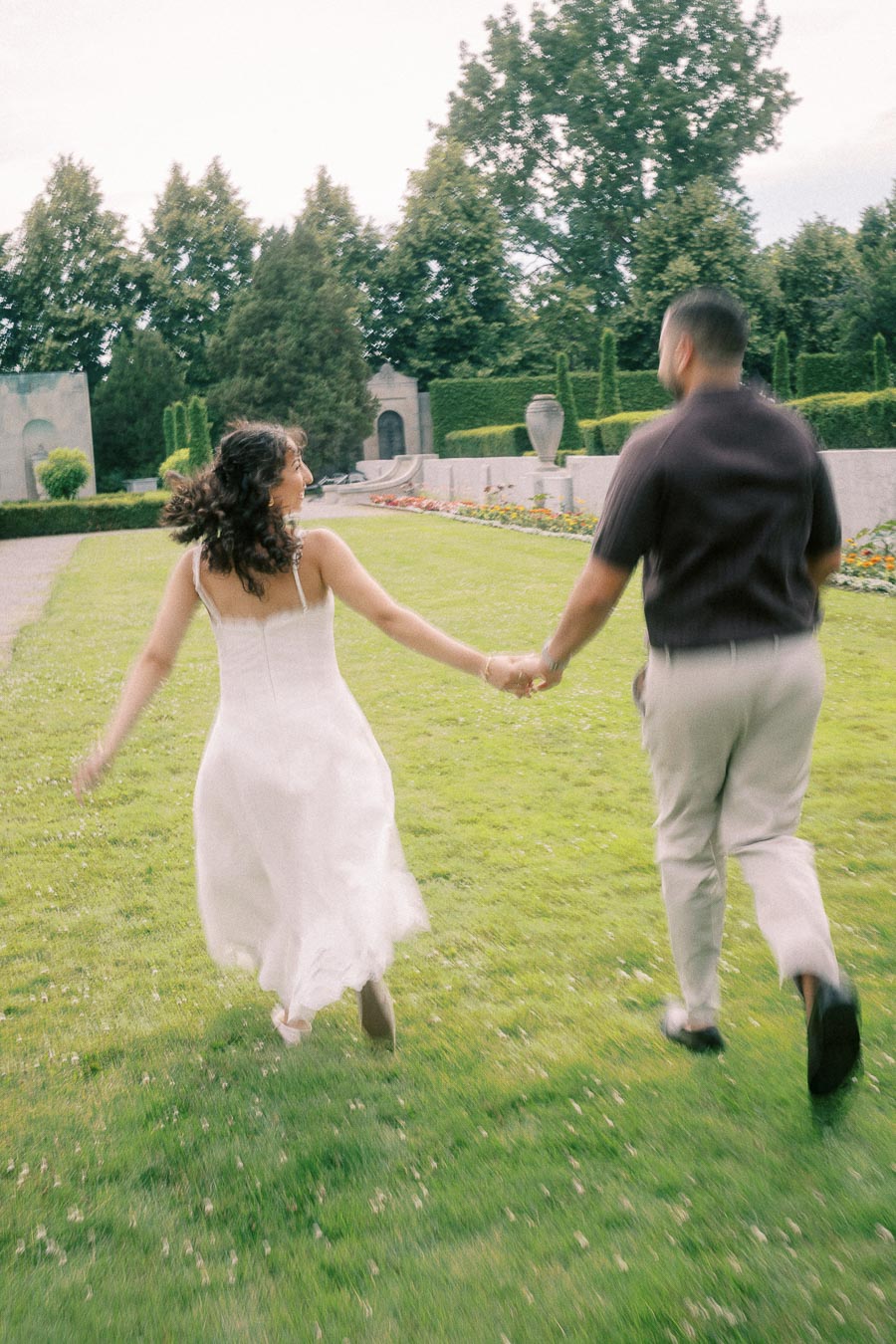 Parkwood Estate Engagement Photoshoot