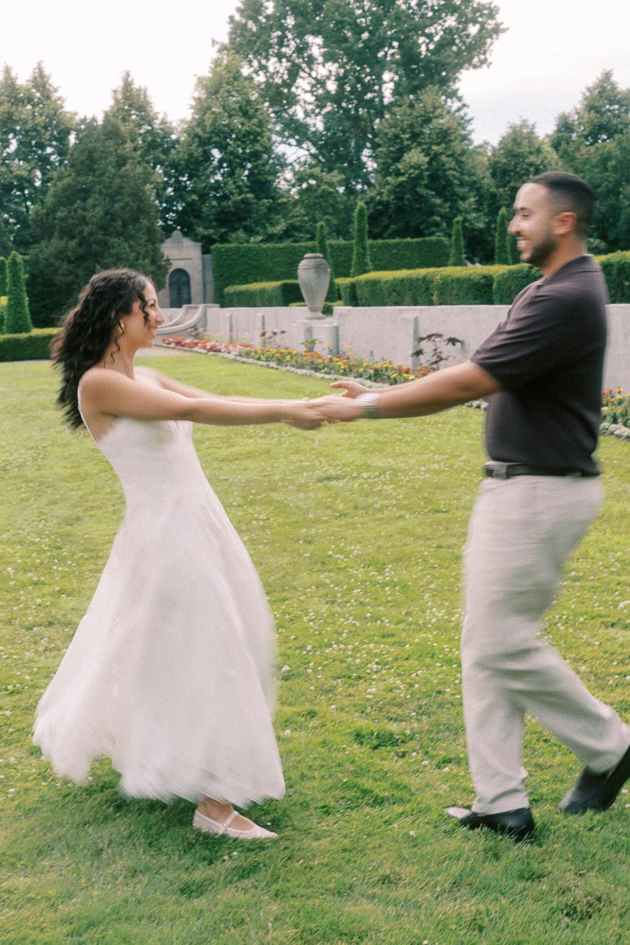 Parkwood Estate Engagement Photoshoot