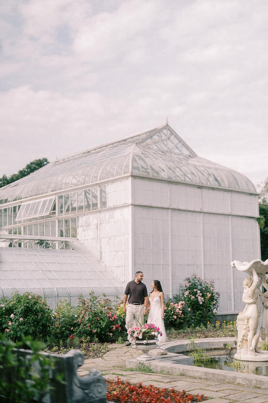 Parkwood Estate Engagement Photoshoot